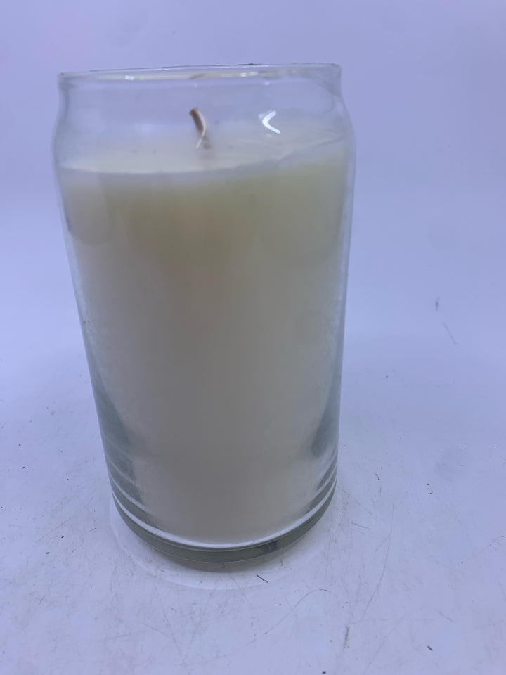 VANILLA BEAN TO MY GF'S BEAUTIFUL MOM CANDLE.