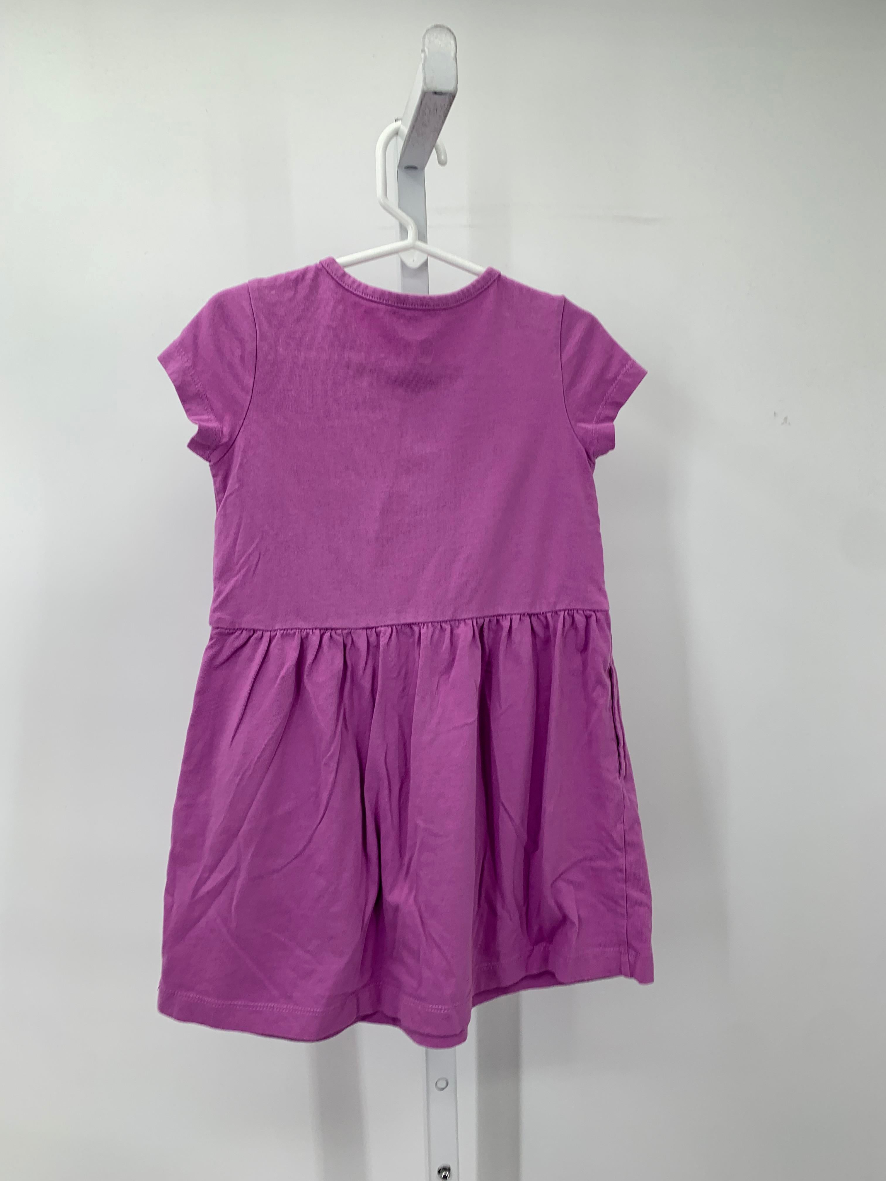 primary Size 4-5 Girls Short Sleeve Dress