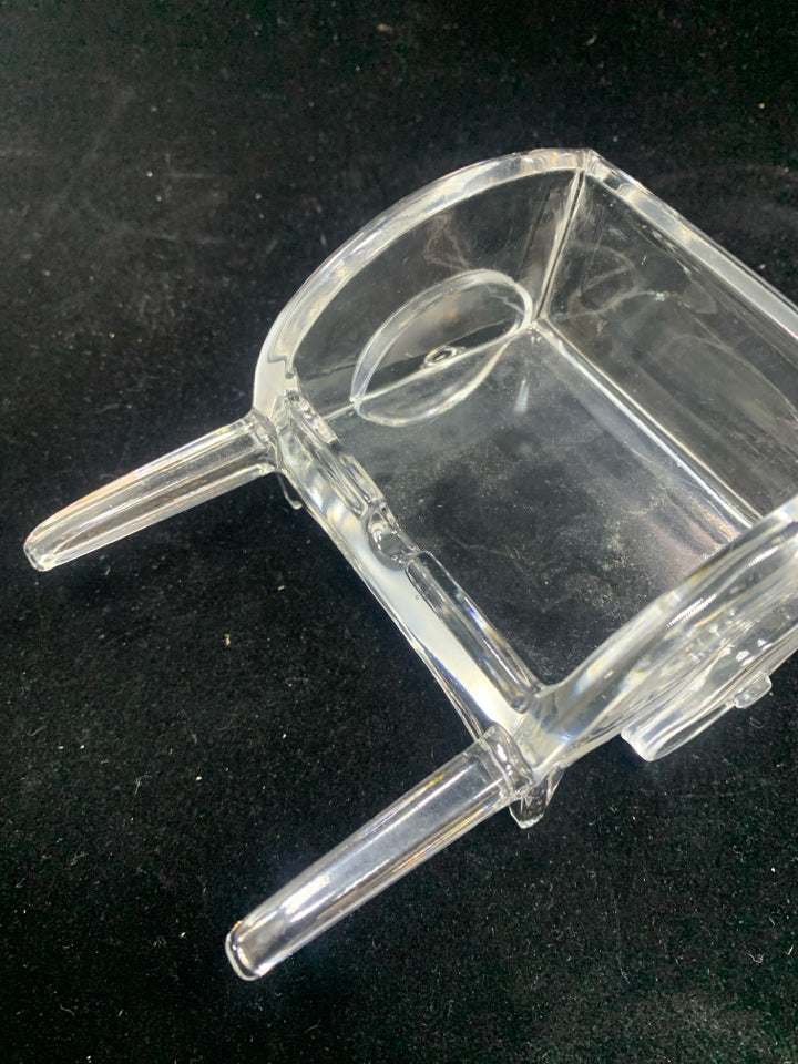 VTG GLASS WHEELBARROW ASHTRAY.