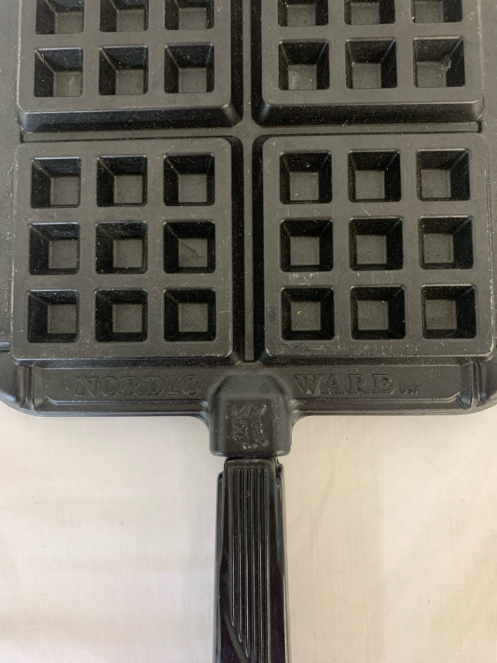 BLACK NORDIC WARE BELGIAN WAFFLE PRESS.