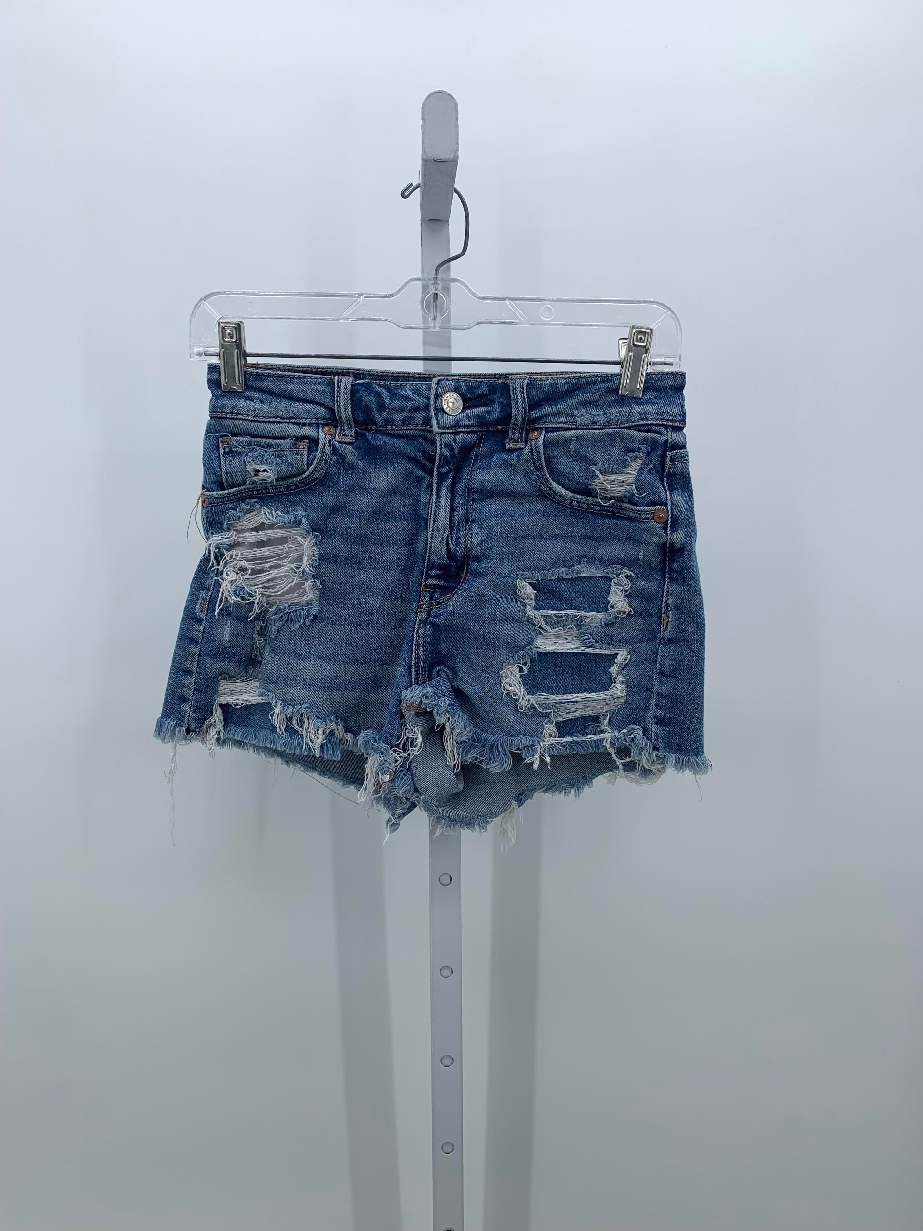 American Eagle Size 2 Juniors Shorts