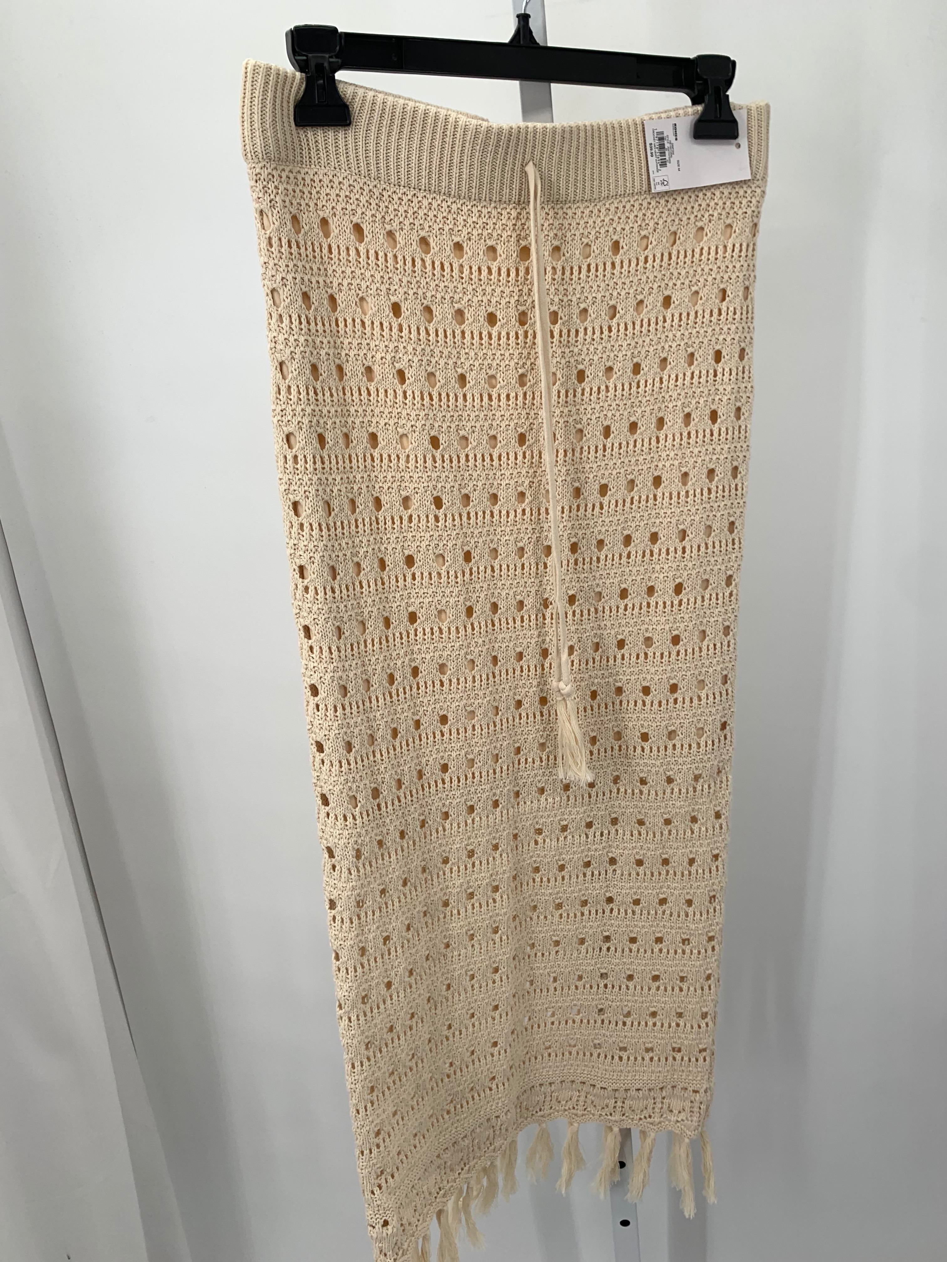 SO Size Medium Juniors Skirt