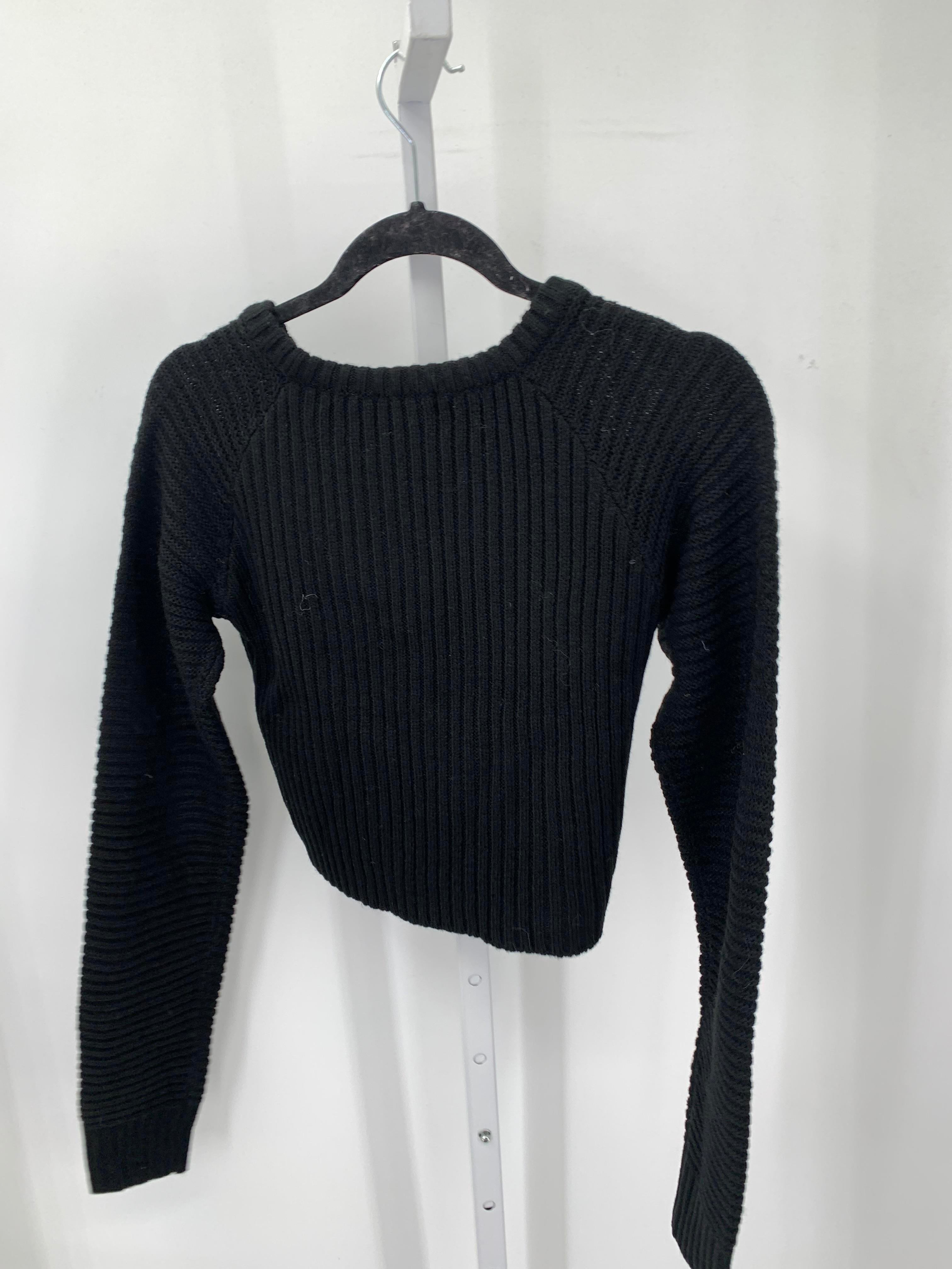 Size Medium Juniors Long Sleeve Sweater