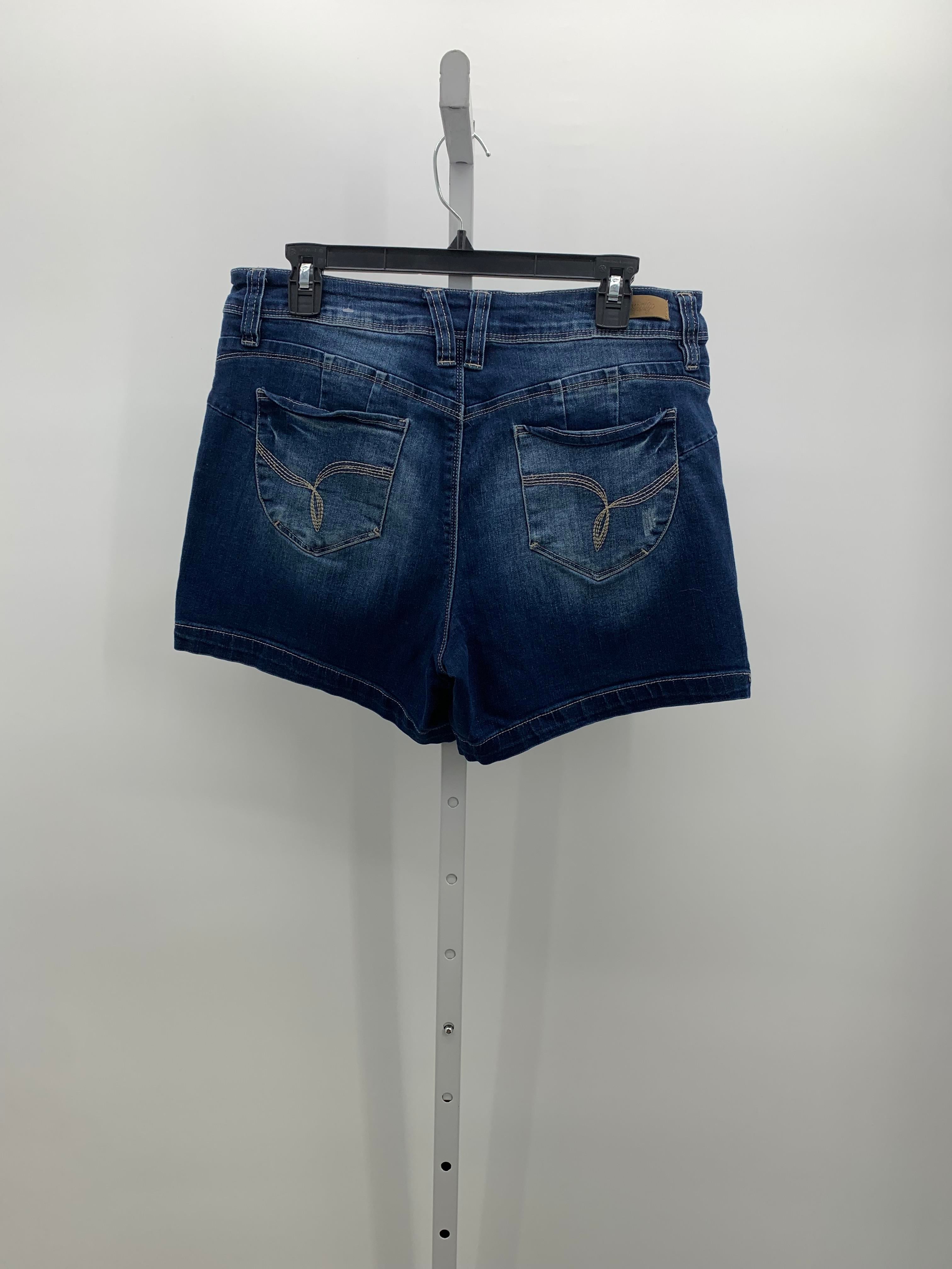 Royalty Size 12 Misses Shorts