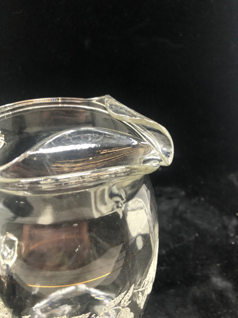 VTG GLASS PITCHER W/TEXTURED FRUIT DETAIL.