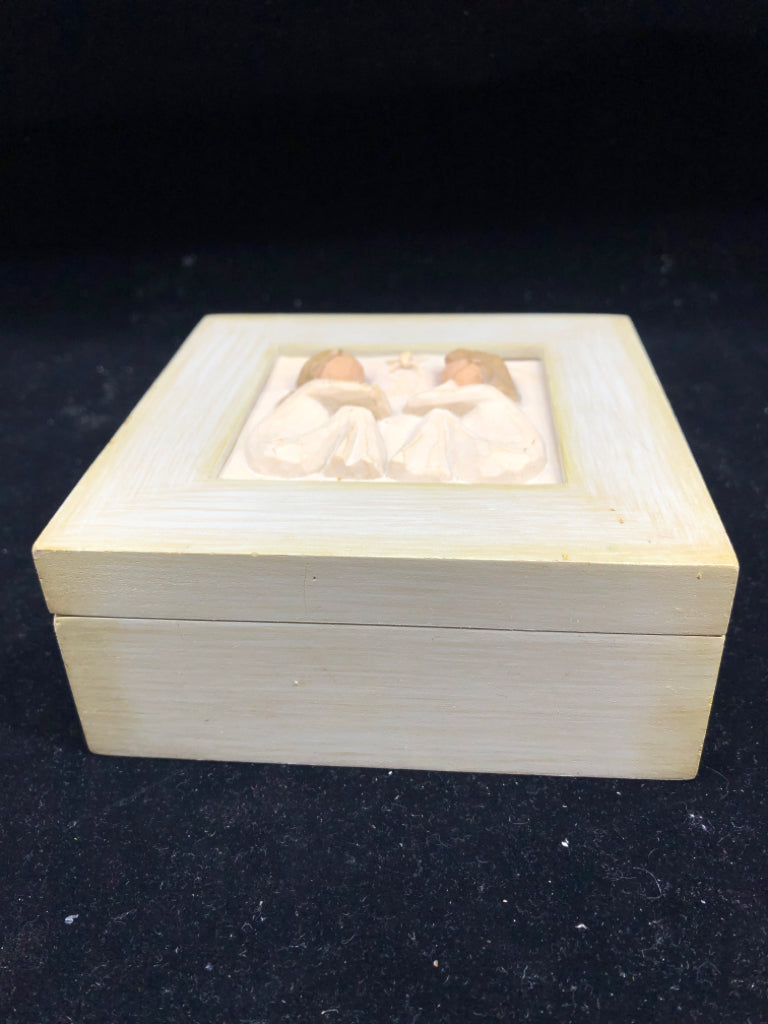 WILLOW TREE TRINKET BOX.