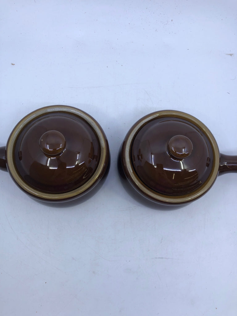 2 DARK BROWN SOUP CROCKS W LIDS.