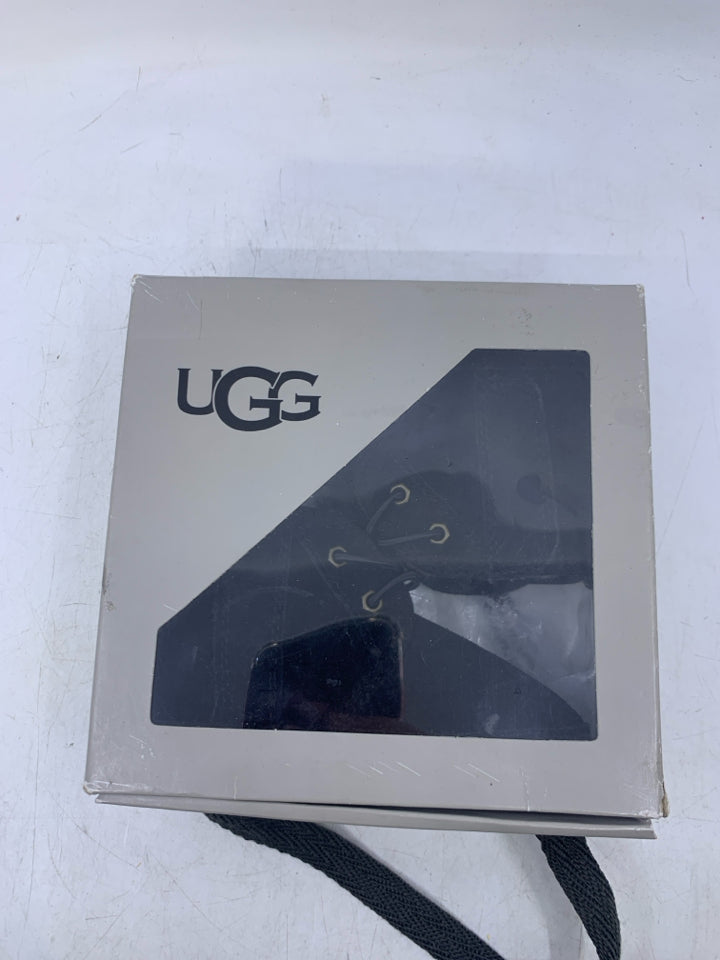 UGG Size 4-5 Soft Shoes