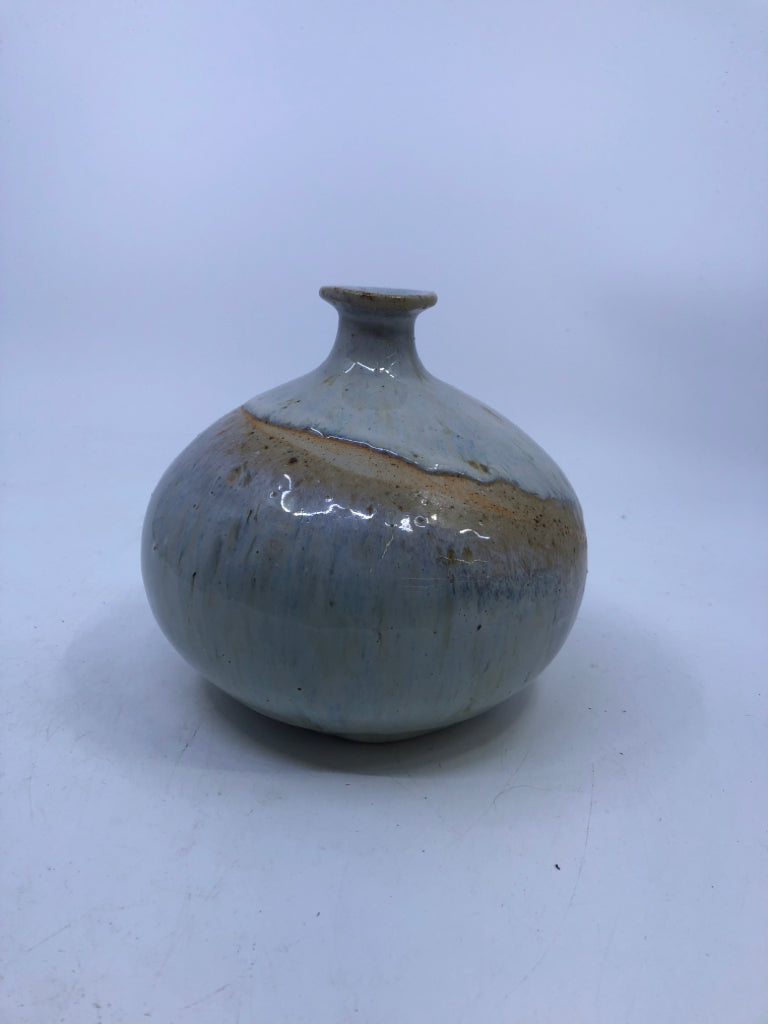 WHITE CIRCLE POTTERY VASE W/ SMALL FLARED NECK.
