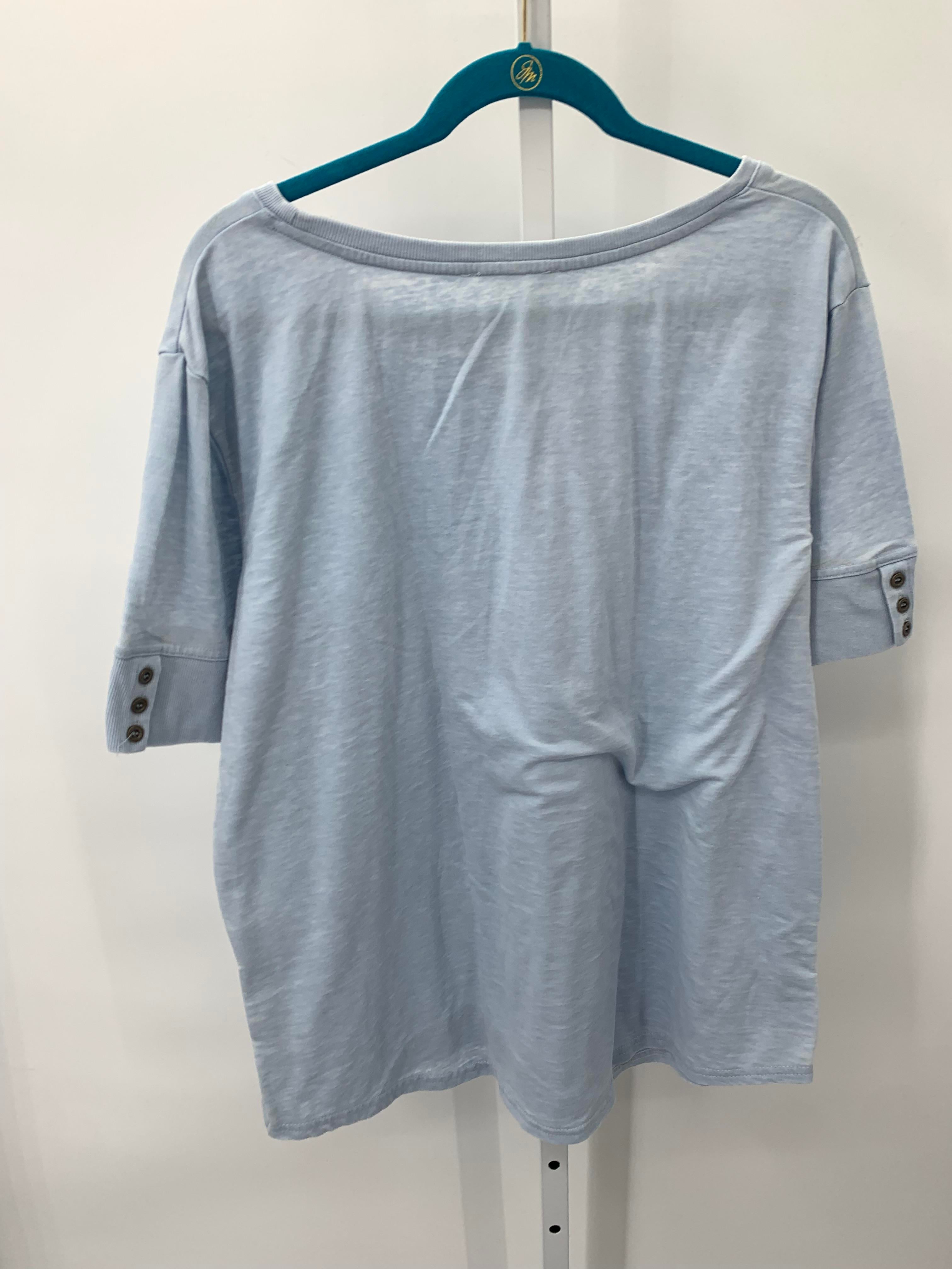 Size Extra Large Misses Short Sleeve Shirt