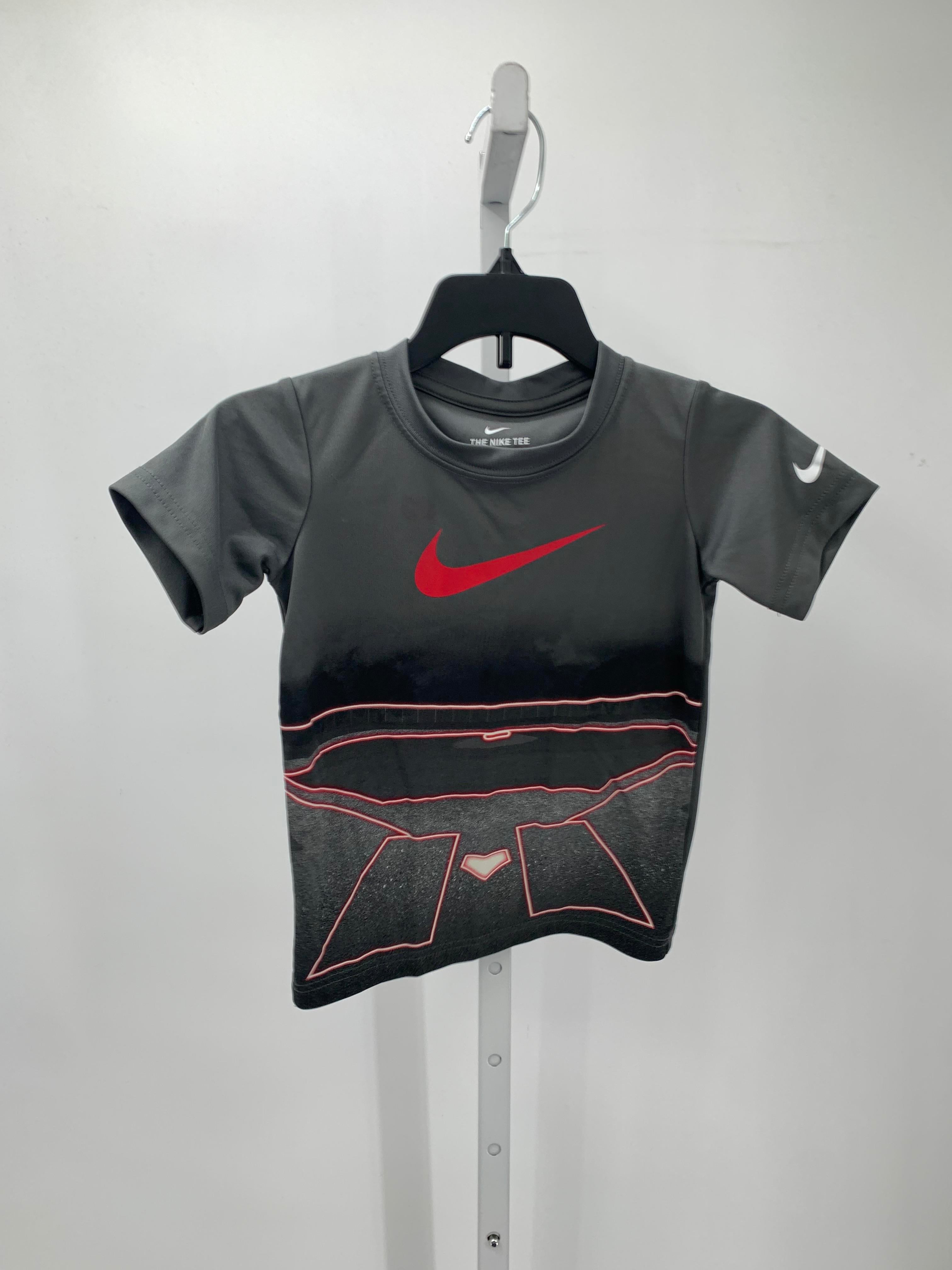Nike Size 4 Boys Short Sleeve Shirt