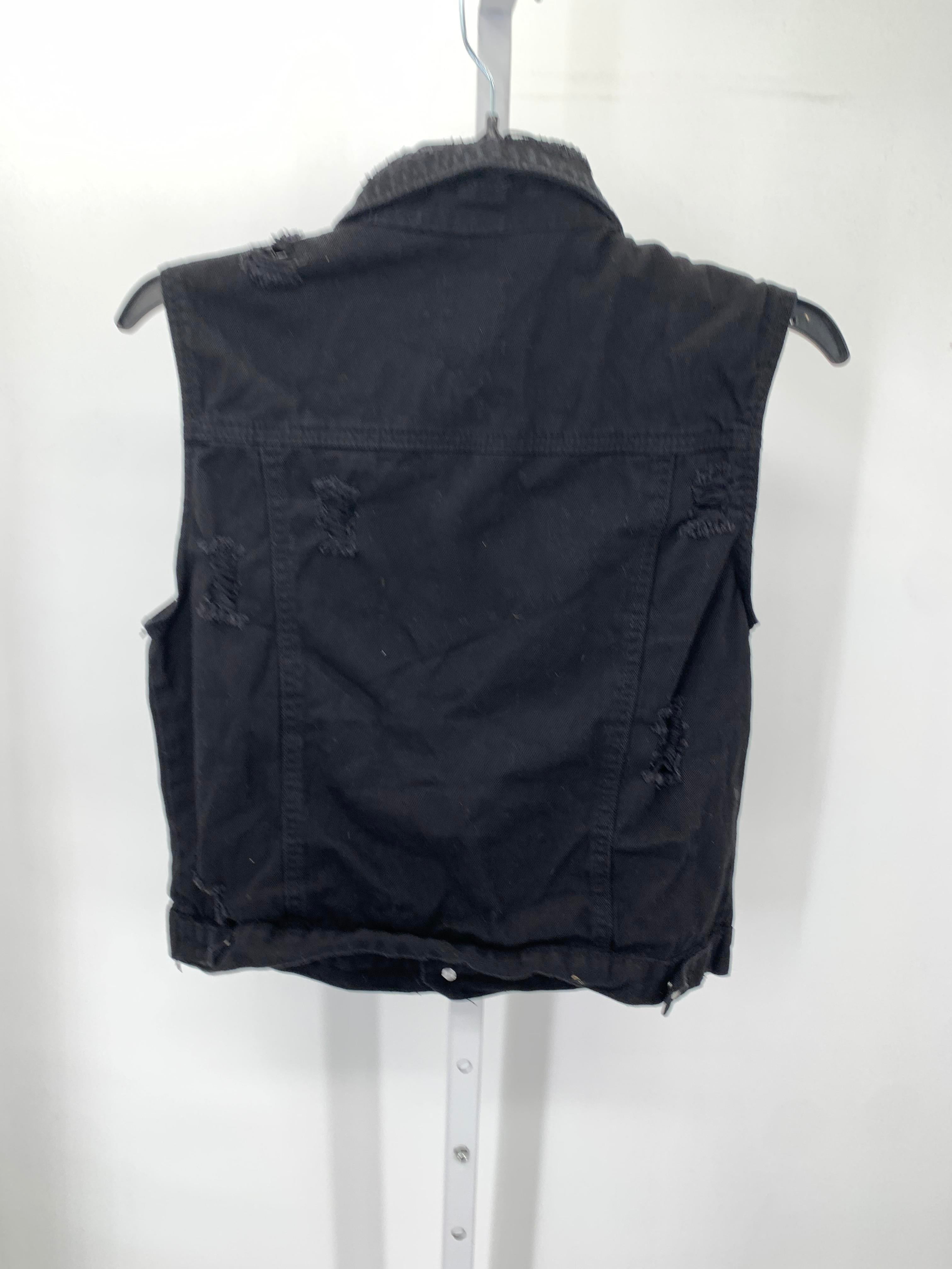 Almost Famous Size Large Juniors Vest