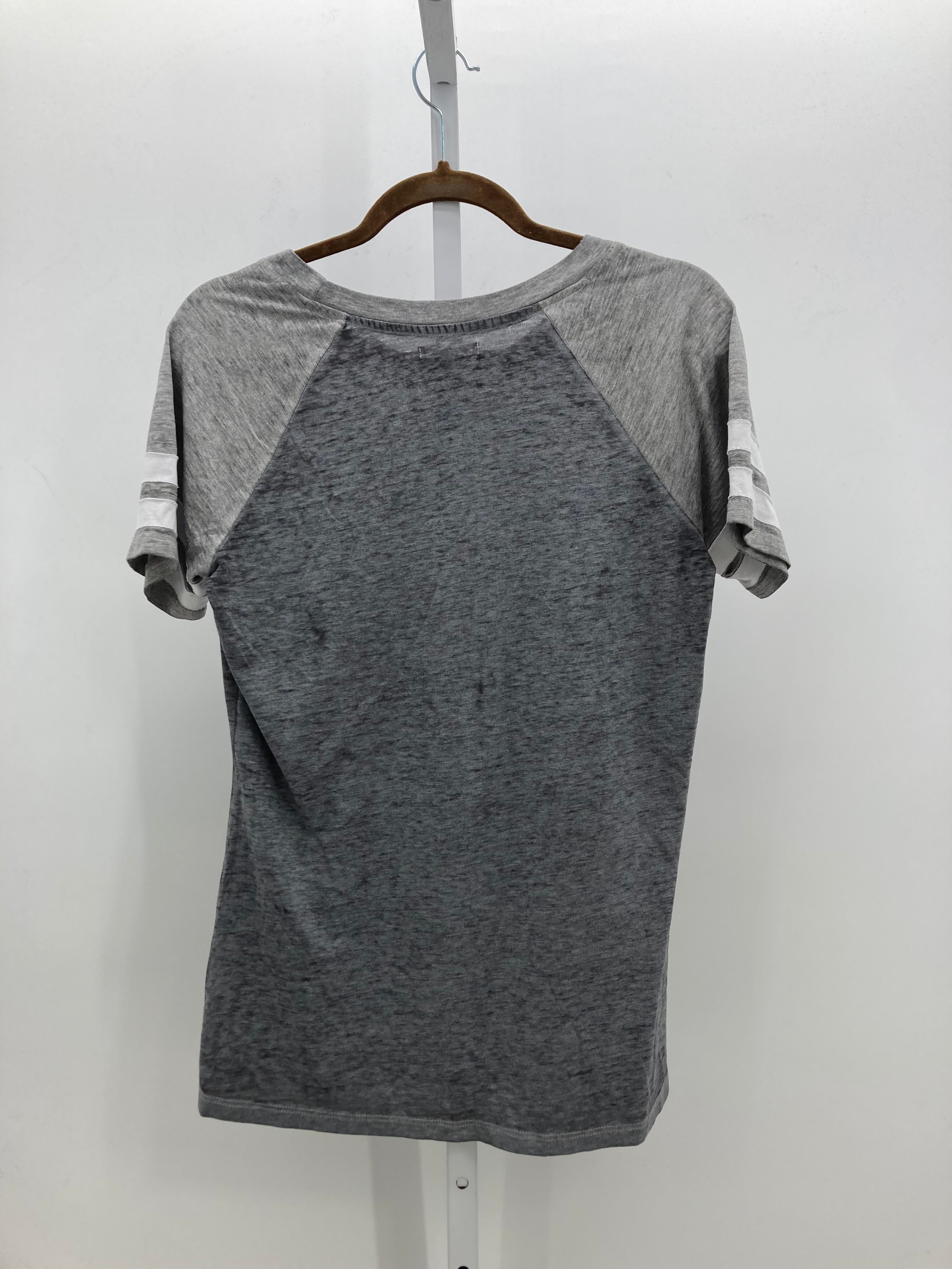 Maurices Size Medium Misses Short Sleeve Shirt