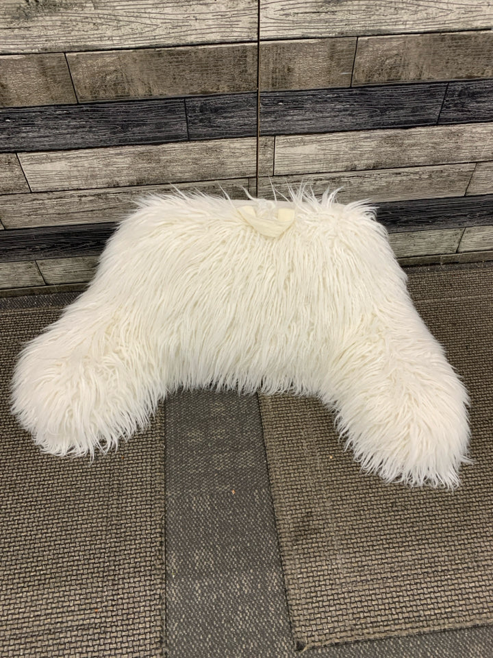 WHITE FAUX FUR BED REST PILLOW.
