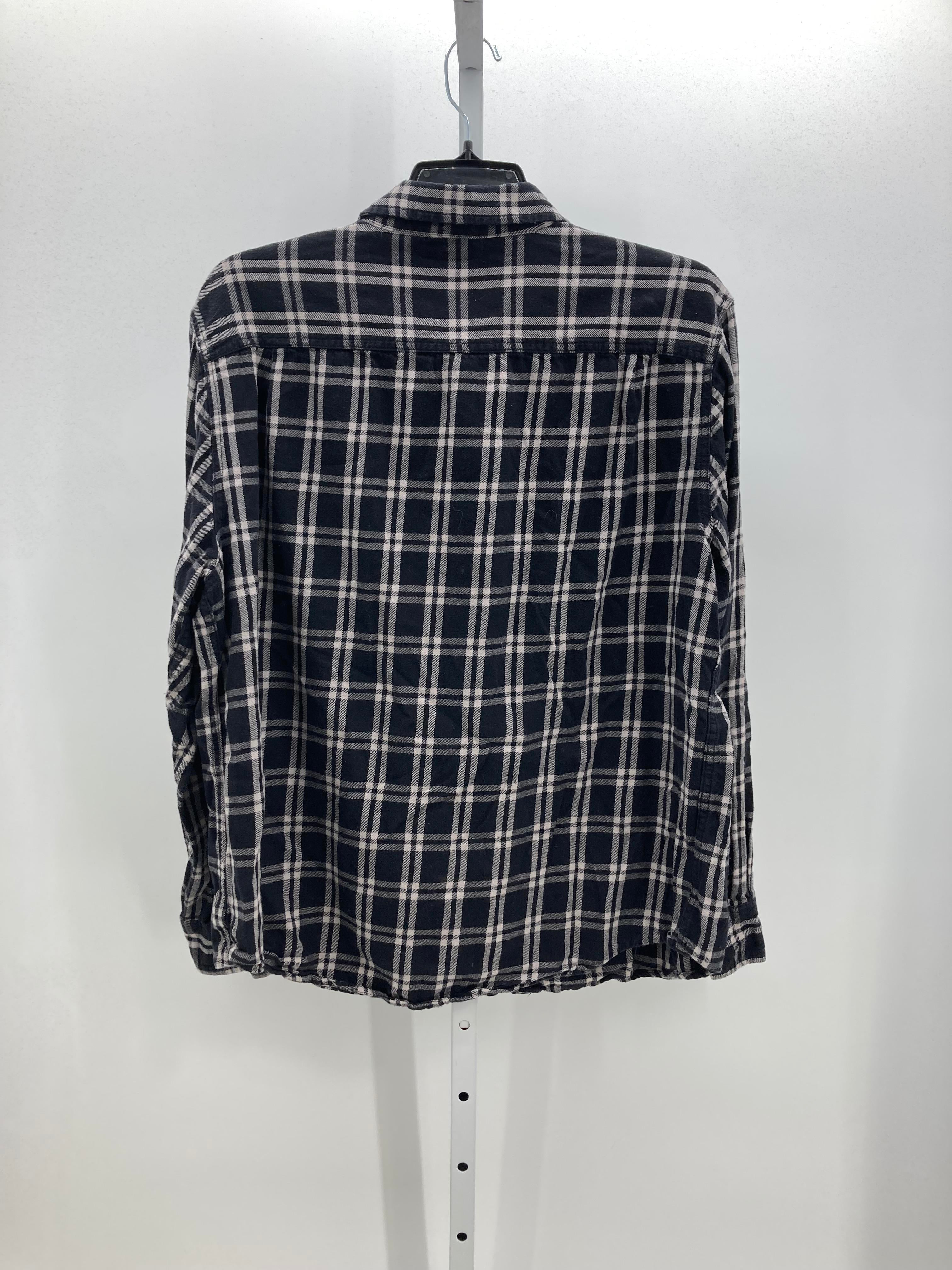PLAID BTN DOWN