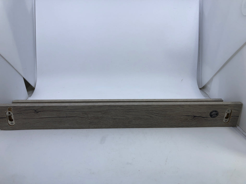 GREY WALL HANGING SHELF.
