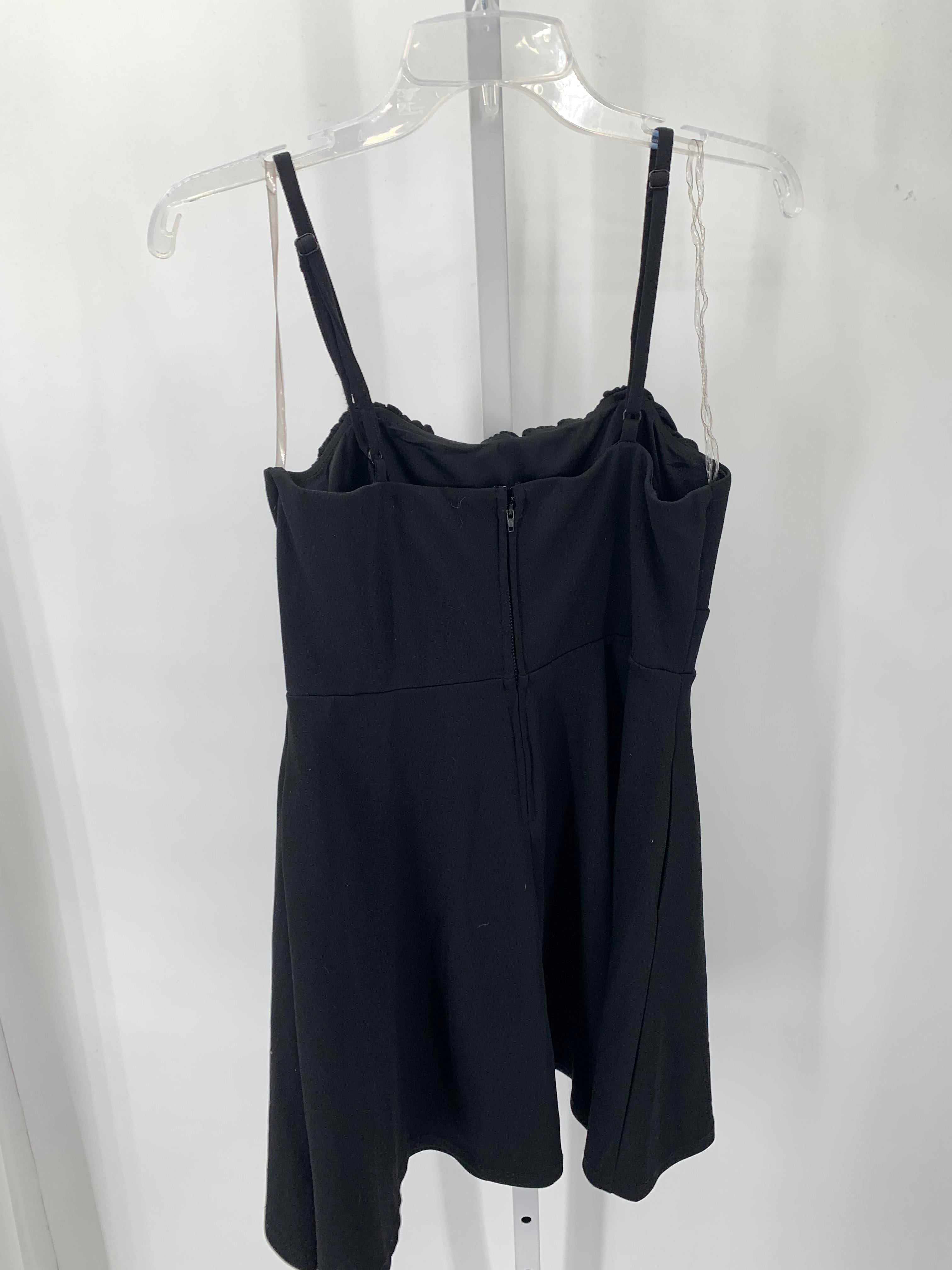 Trixxi Size Large Juniors Sleeveless Dress