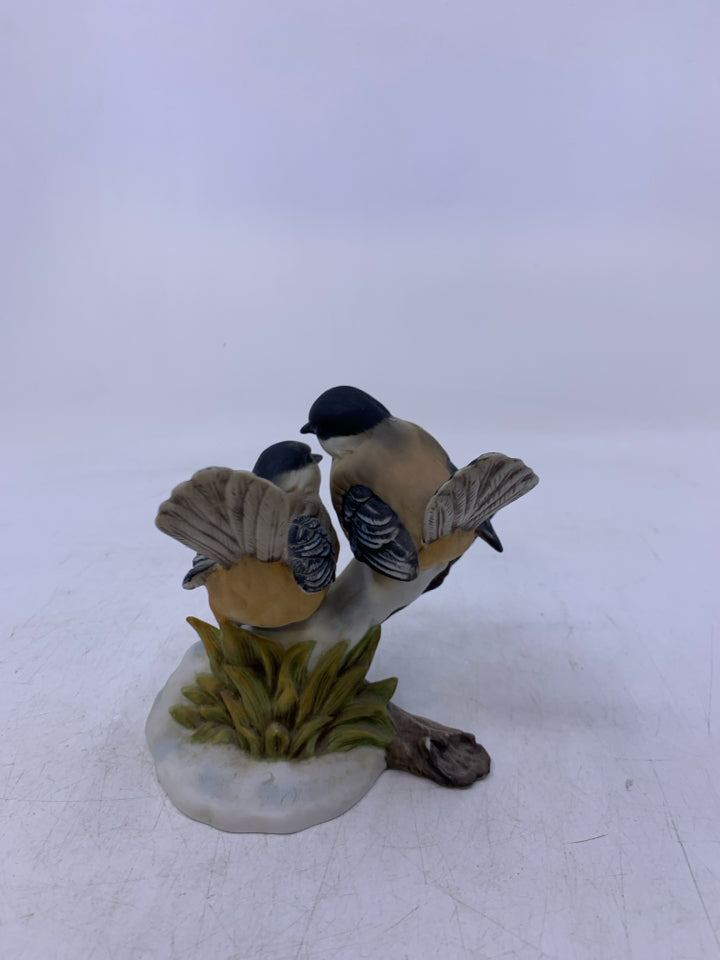 CERAMIC 2 CHICKADEES ON SNOWY BRANCH.