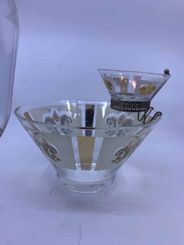 VTG 2PC CHIP AND DIP SET W GOLD FROSTED ACCENTS.
