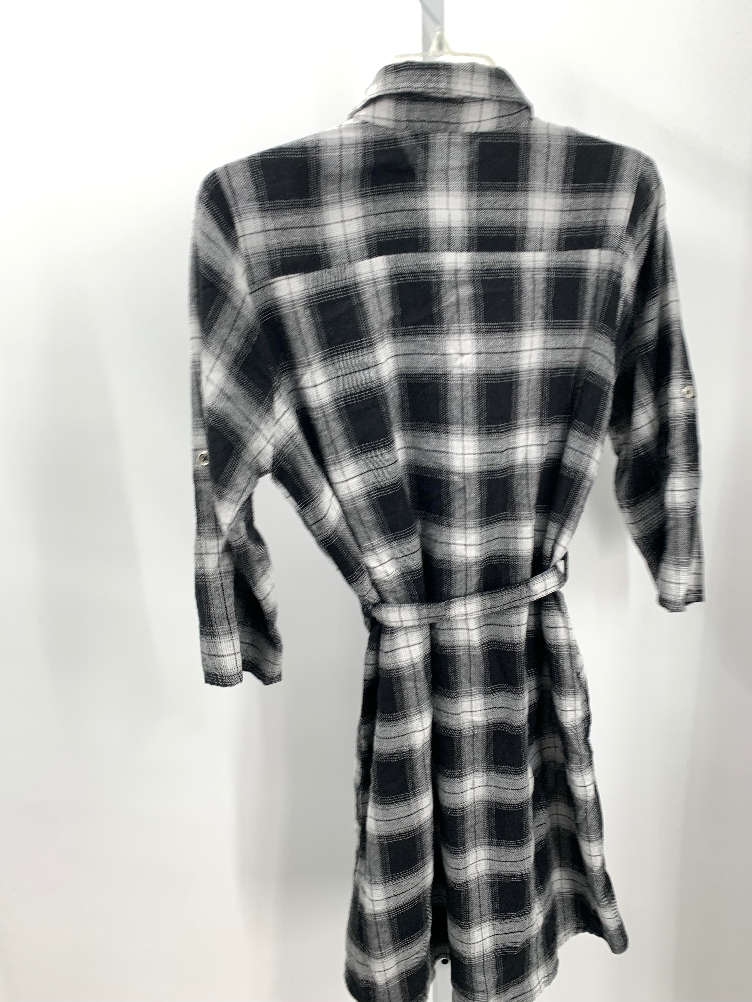 Size Large Misses 3/4 Sleeve Dress