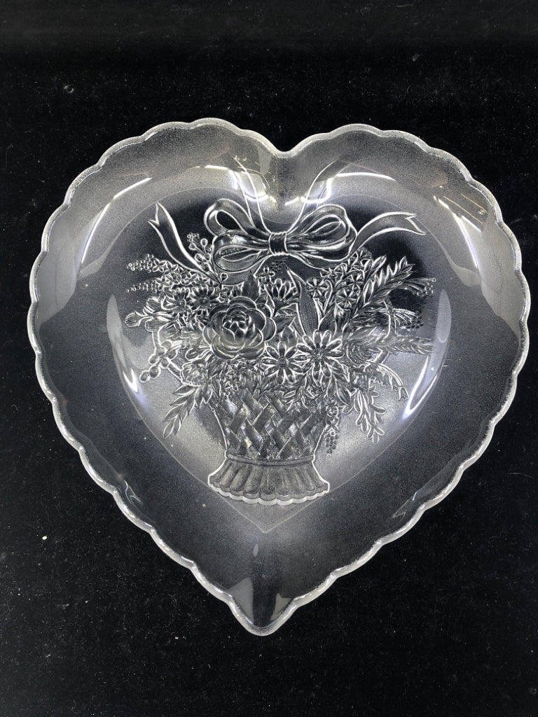 GLASS HEART SHAPED PLATTER W/ EMBOSSED BASKET+ BOUQUET.