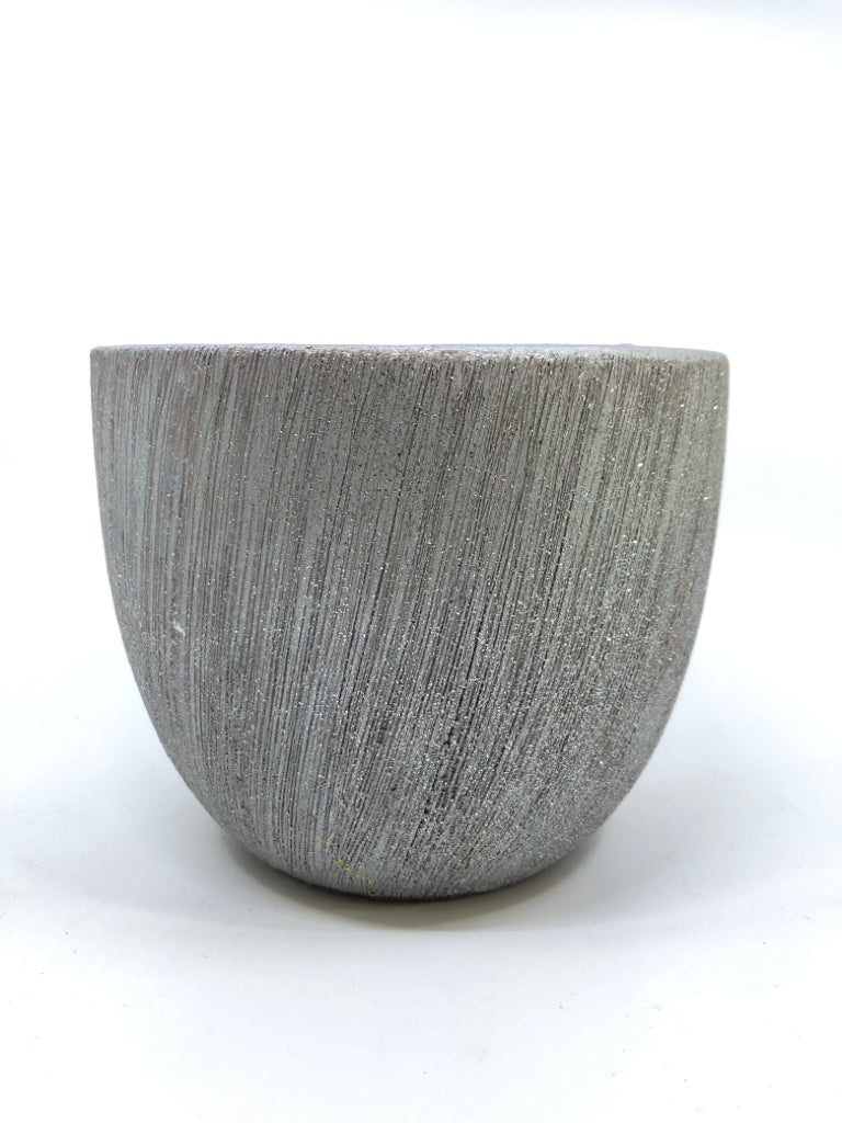 GREY SPARKLE CERAMIC PLANTER.