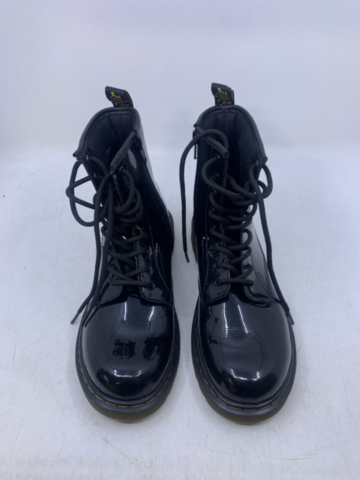 Dr. Martens Size 6 Juniors Boots