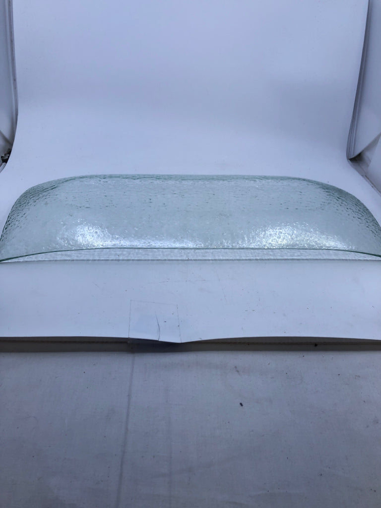 RECTANGLE CLEAR BUBBLE GLASS TRAY.