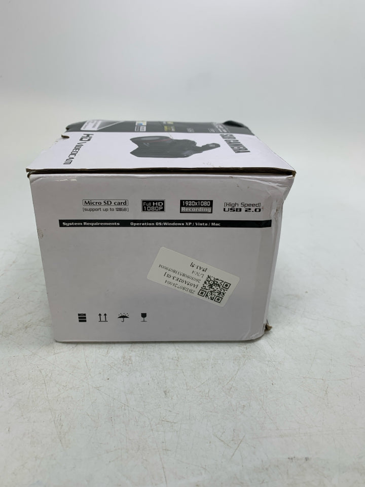 NIB LIGHTWEIGHT PLASTIC SLR CAMERA HD VIDEOCAM.