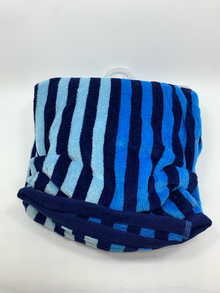 NWT BLUE STRIPE BEACH TOWEL.