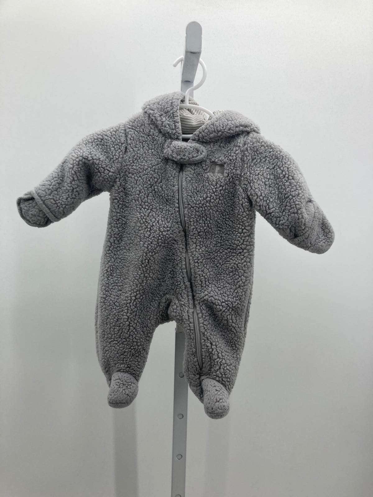 HOODED BEAR ZIP.