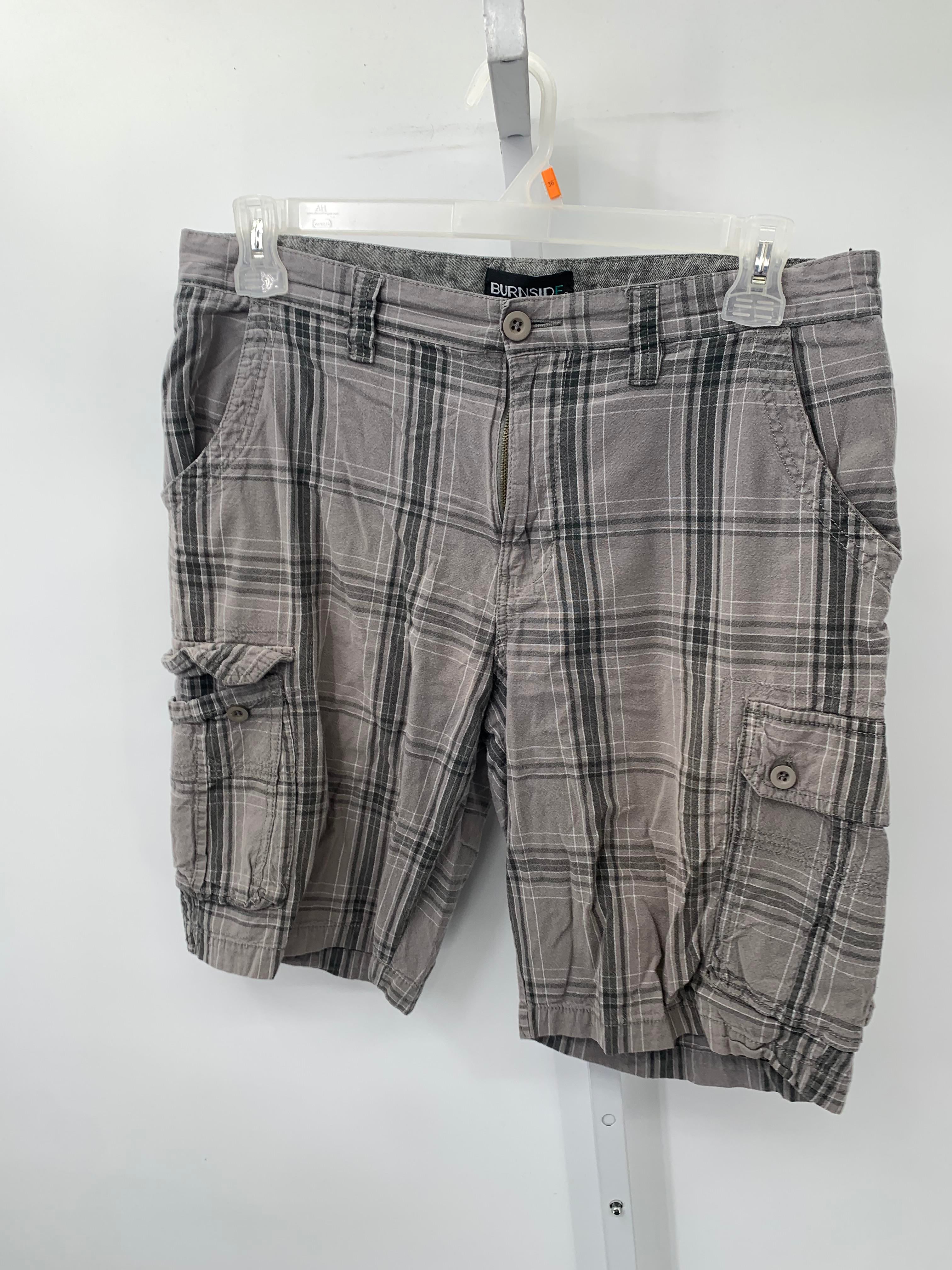 PLAID CARGO SHORTS