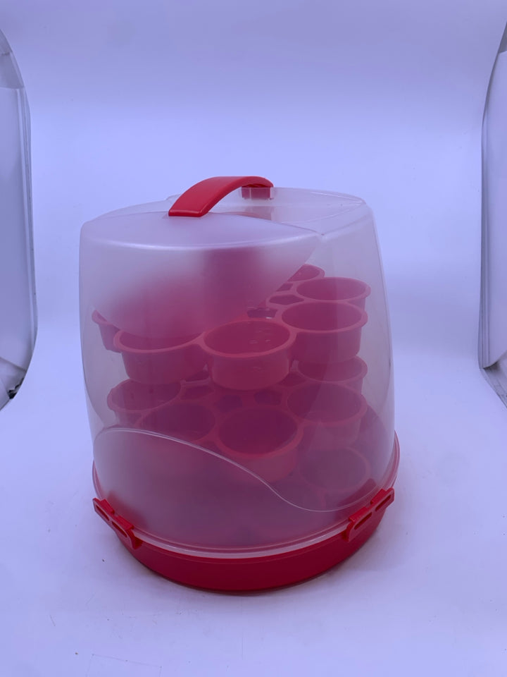 RED PLASTIC 3 TIER CUPCAKE TRAVEL HOLDER SPINNING.