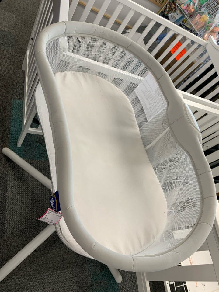 Halo Bassinet Swivel Sleeper