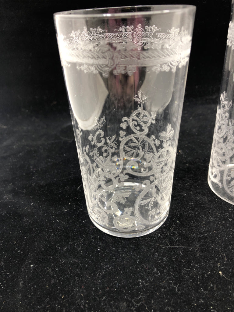 4 VTG ETCHED JUICE GLASSES.