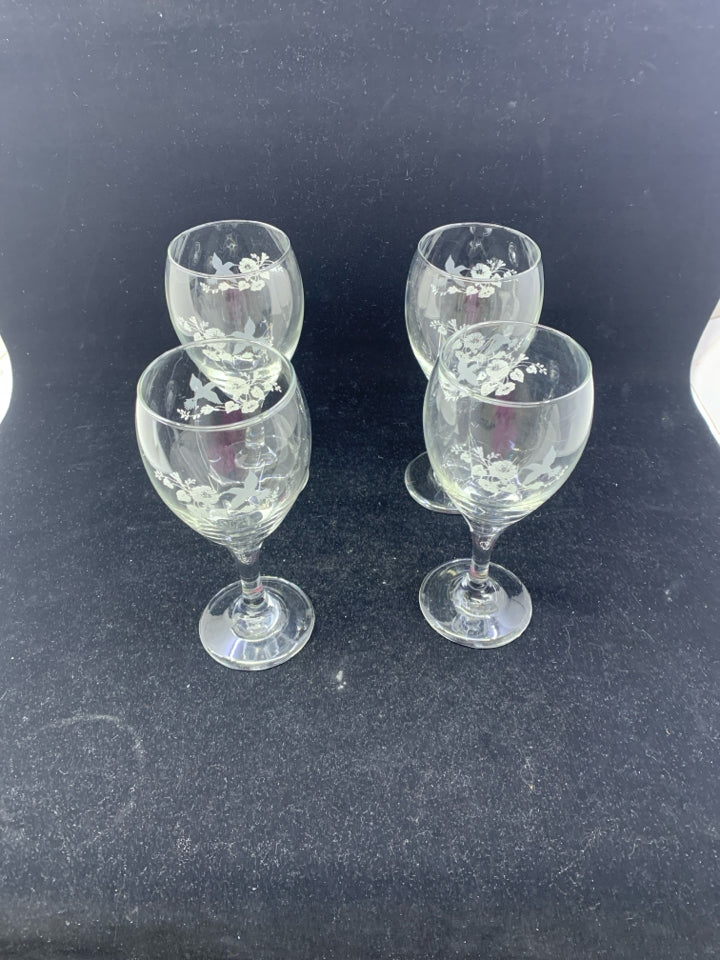 4 HUMMINGBIRD ETCHED WINE GLASS.