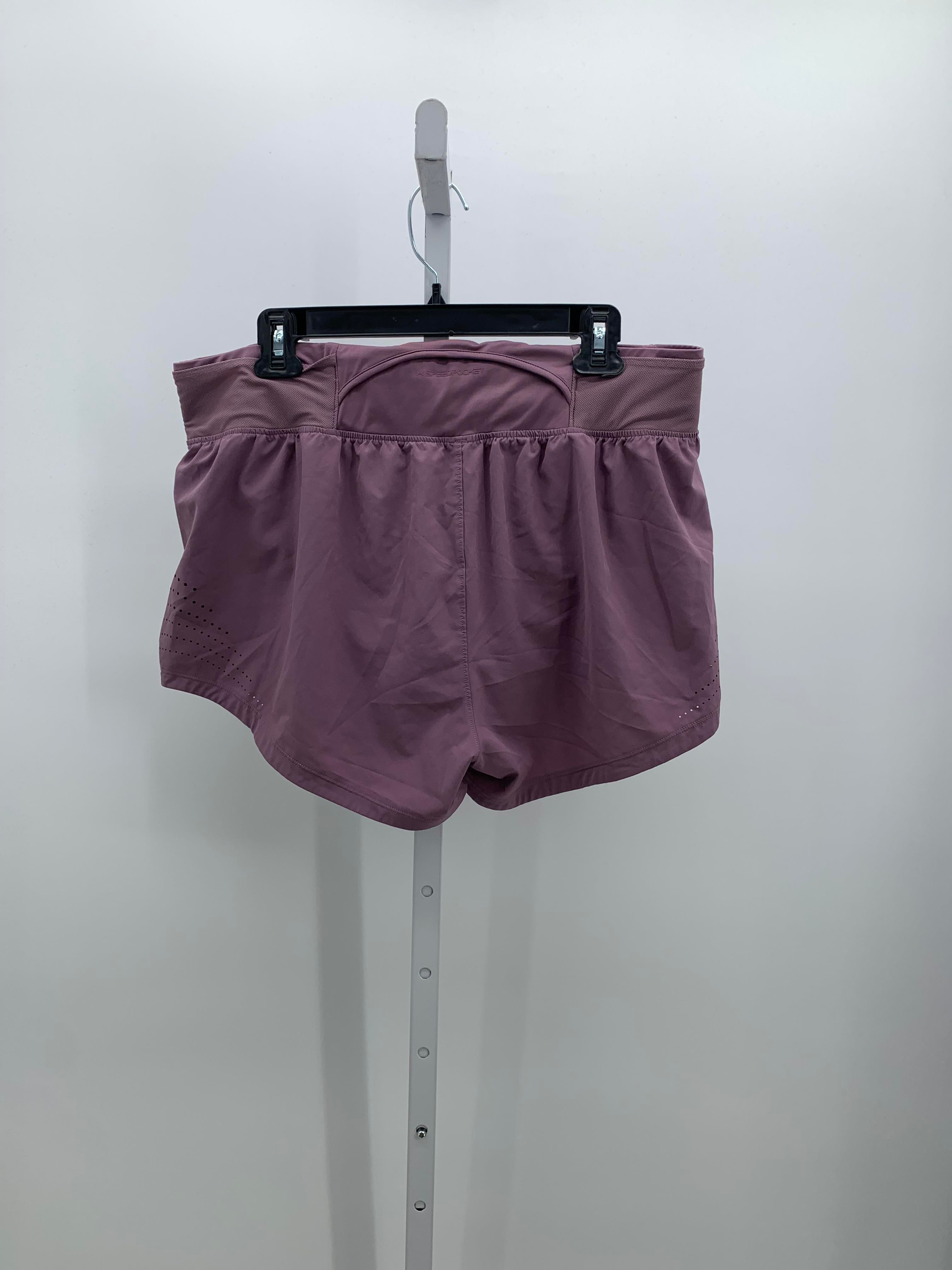 Under Armour Size Extra Large Misses Shorts