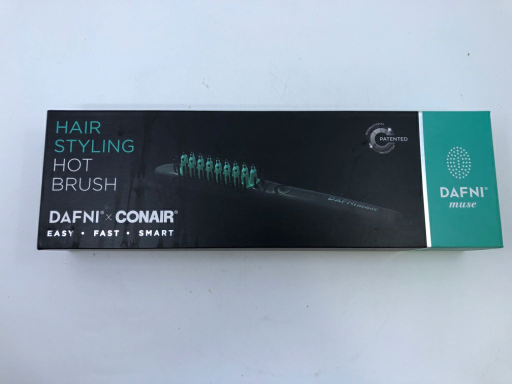 NIB HAIR STYLING HOT BRUSH.