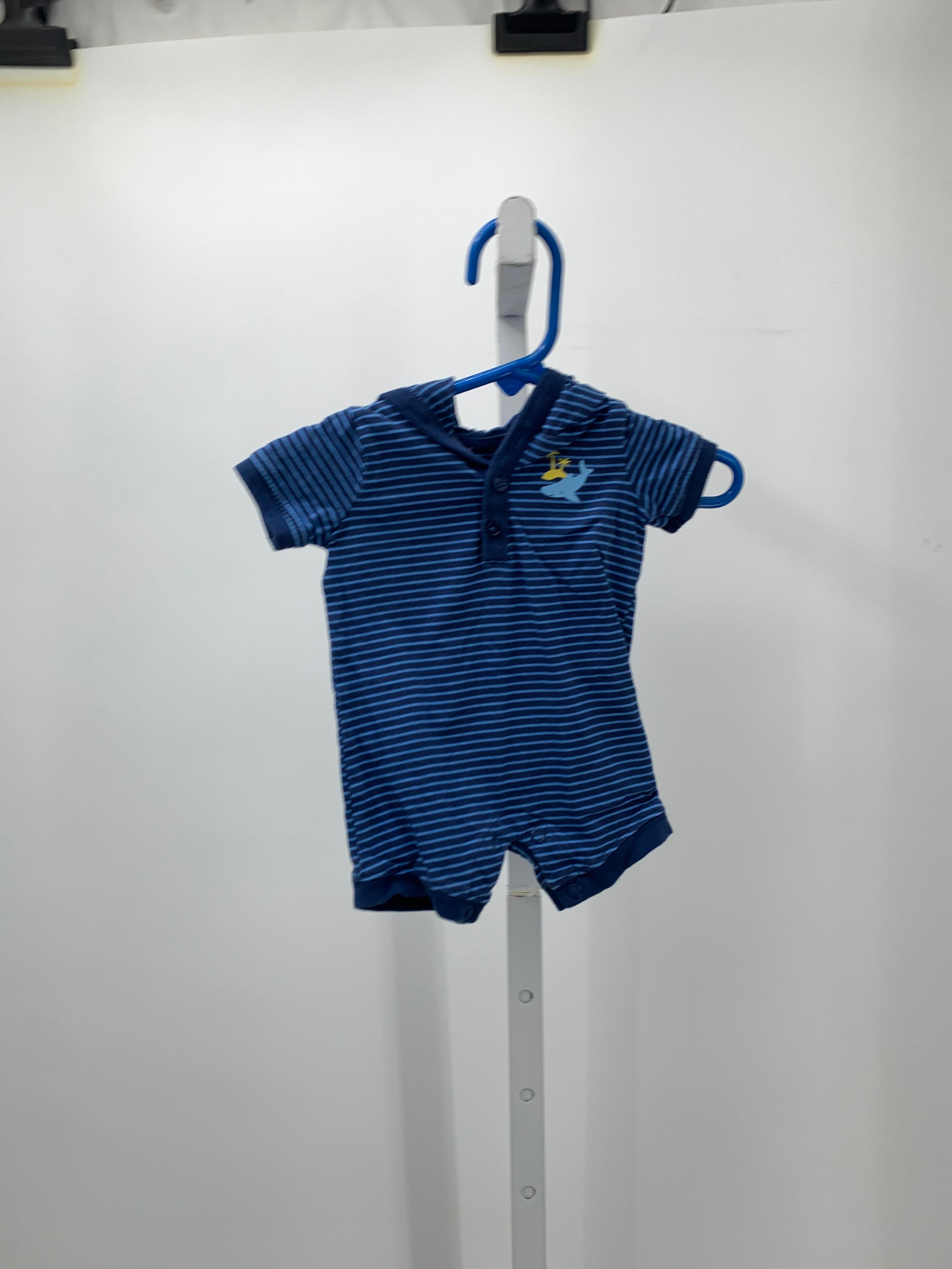 HOODED STRIPES SHARK