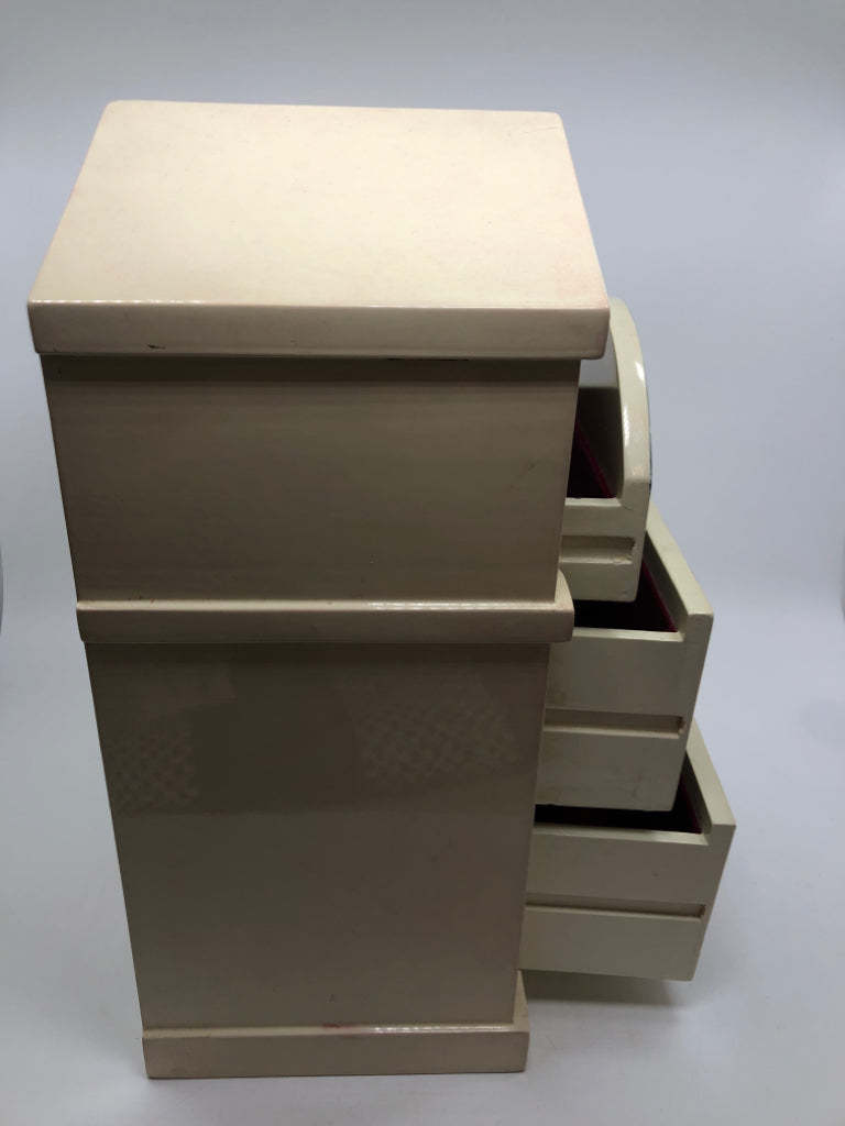 HOUSE PAINTED JEWELRY BOX.