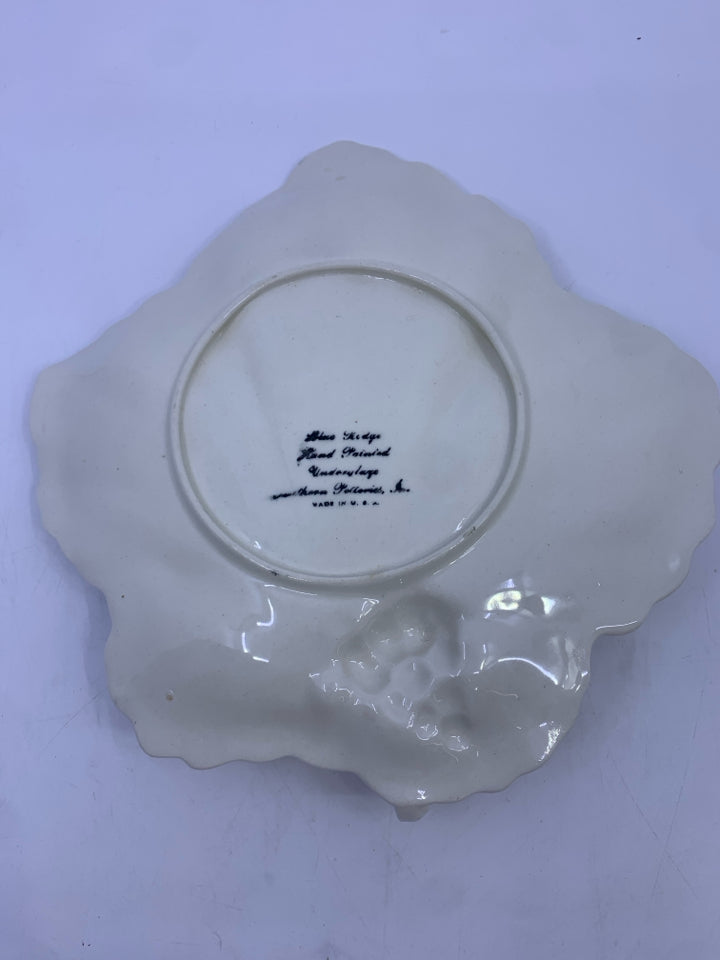 IVORY LEAF SHAPED BOWL W/ PINK ROSES+HANDLE.
