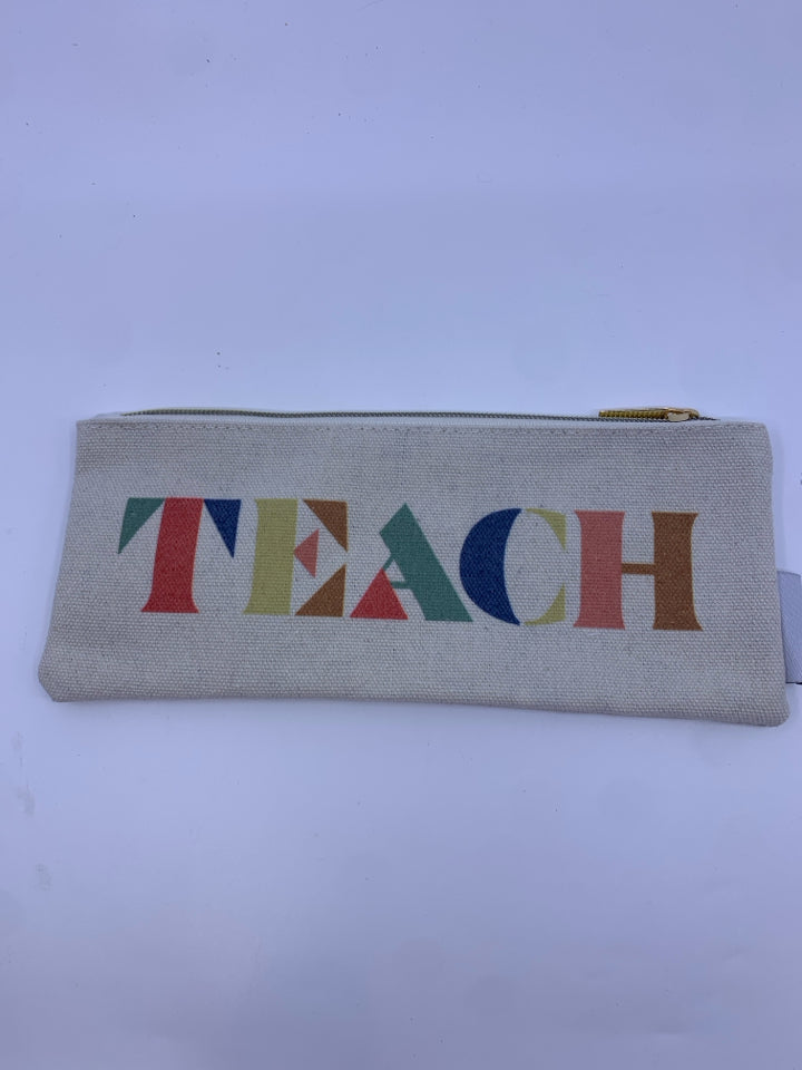 CREAM TEACH PENCIL BAG.