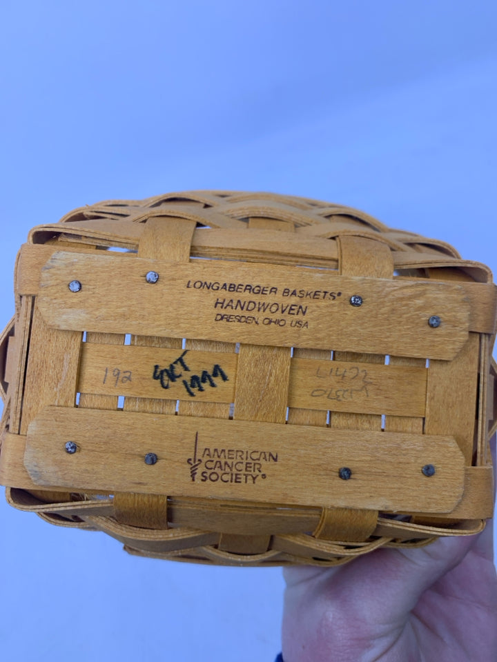 1999 OVAL HORIZON OF HOPE BASKET W/ PROTECTOR & TIER-ON.