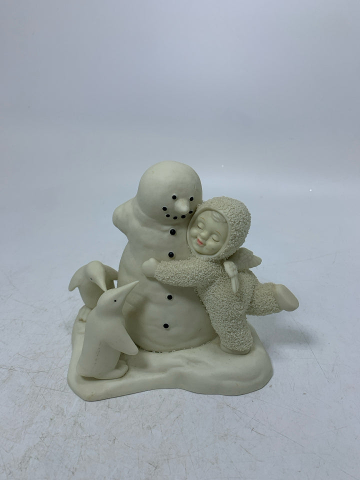 BABY HUGGING SNOWMAN SNOWBABIES.