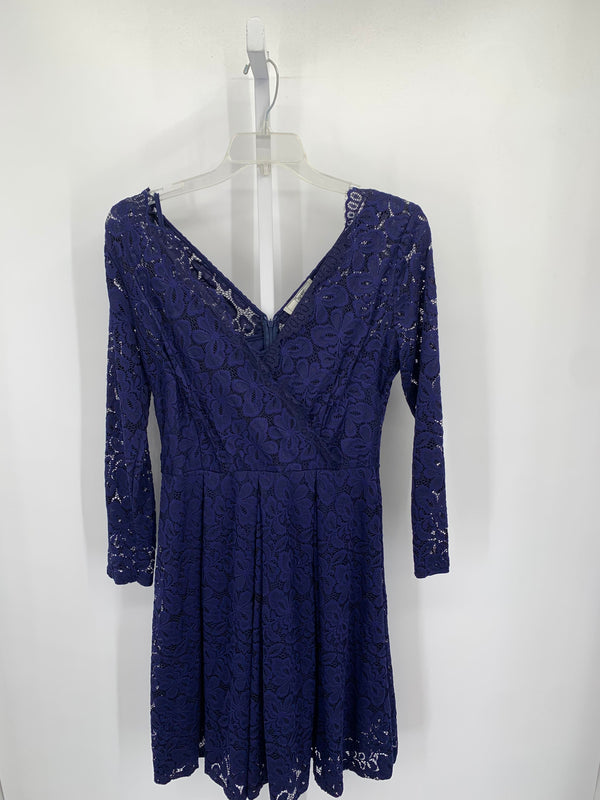 Size Large Misses Long Sleeve Dress