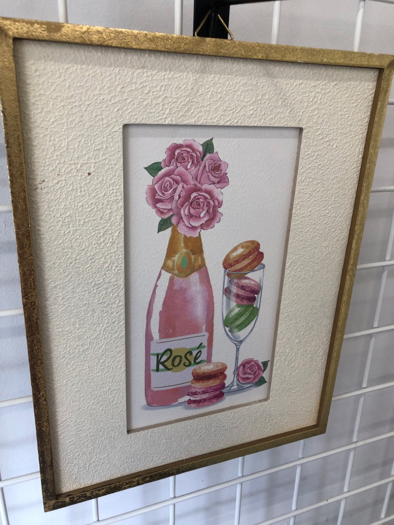 ROSE AND FLORAL IN GOLD FRAME WALL HANGING.