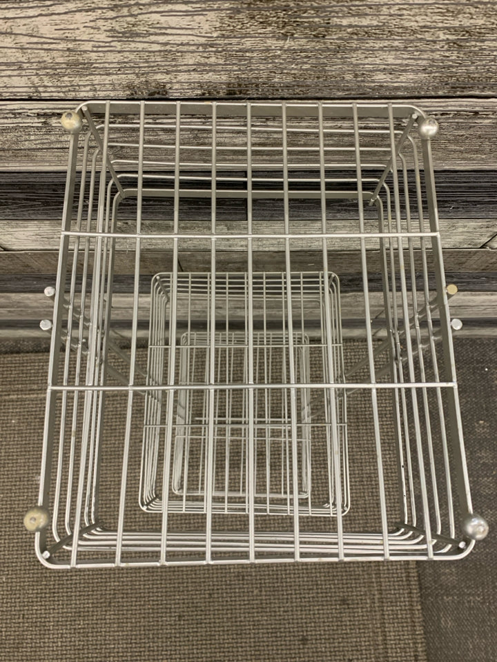 3-TIER GRAY METAL ORGANIZER.