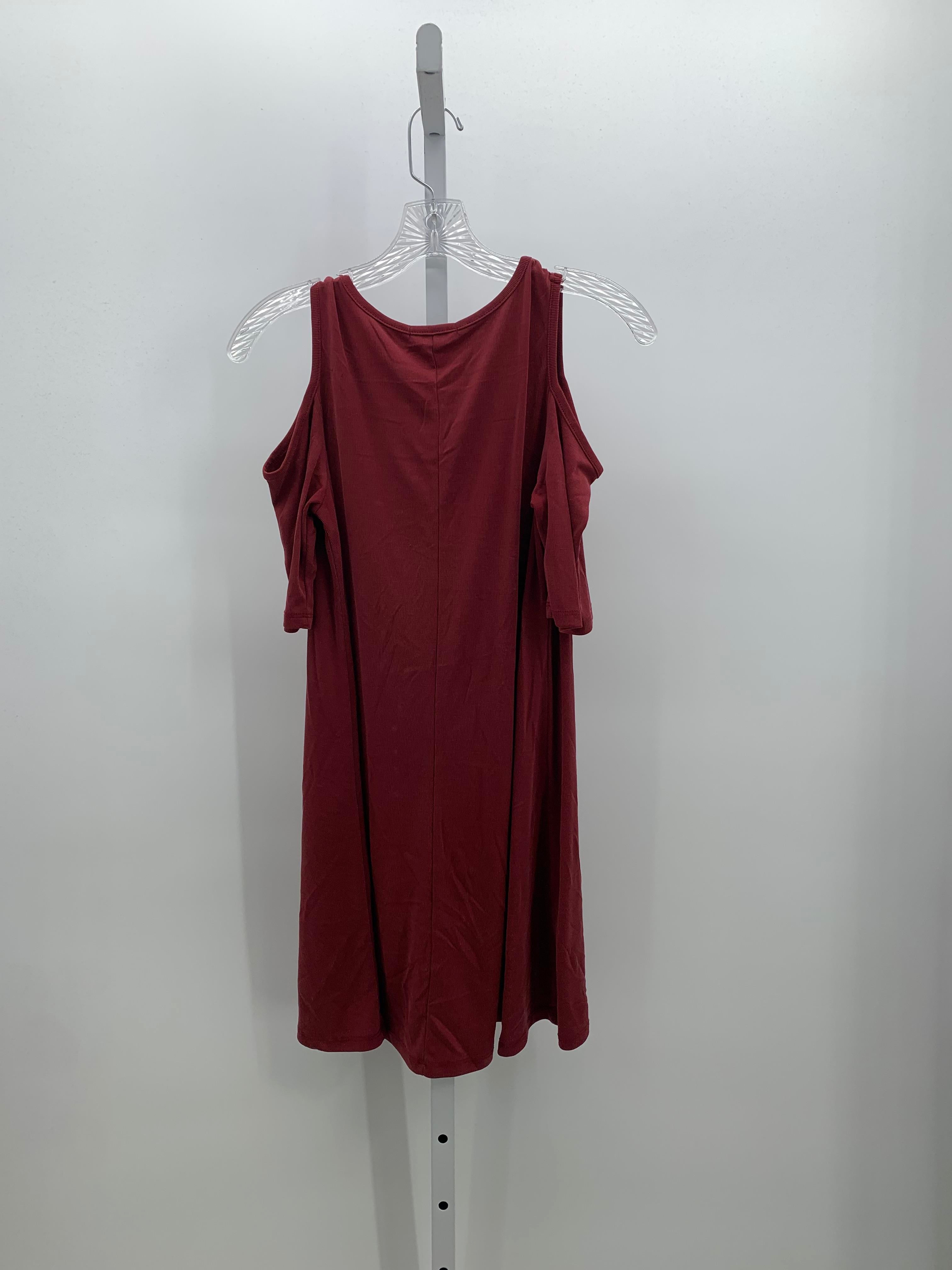 Size Small Misses Short Sleeve Shirt