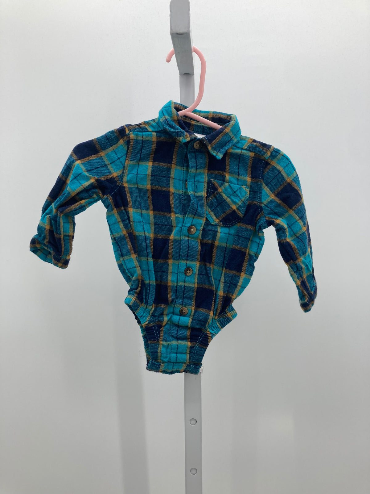 PLAID FLANNEL BUTTON DOWN