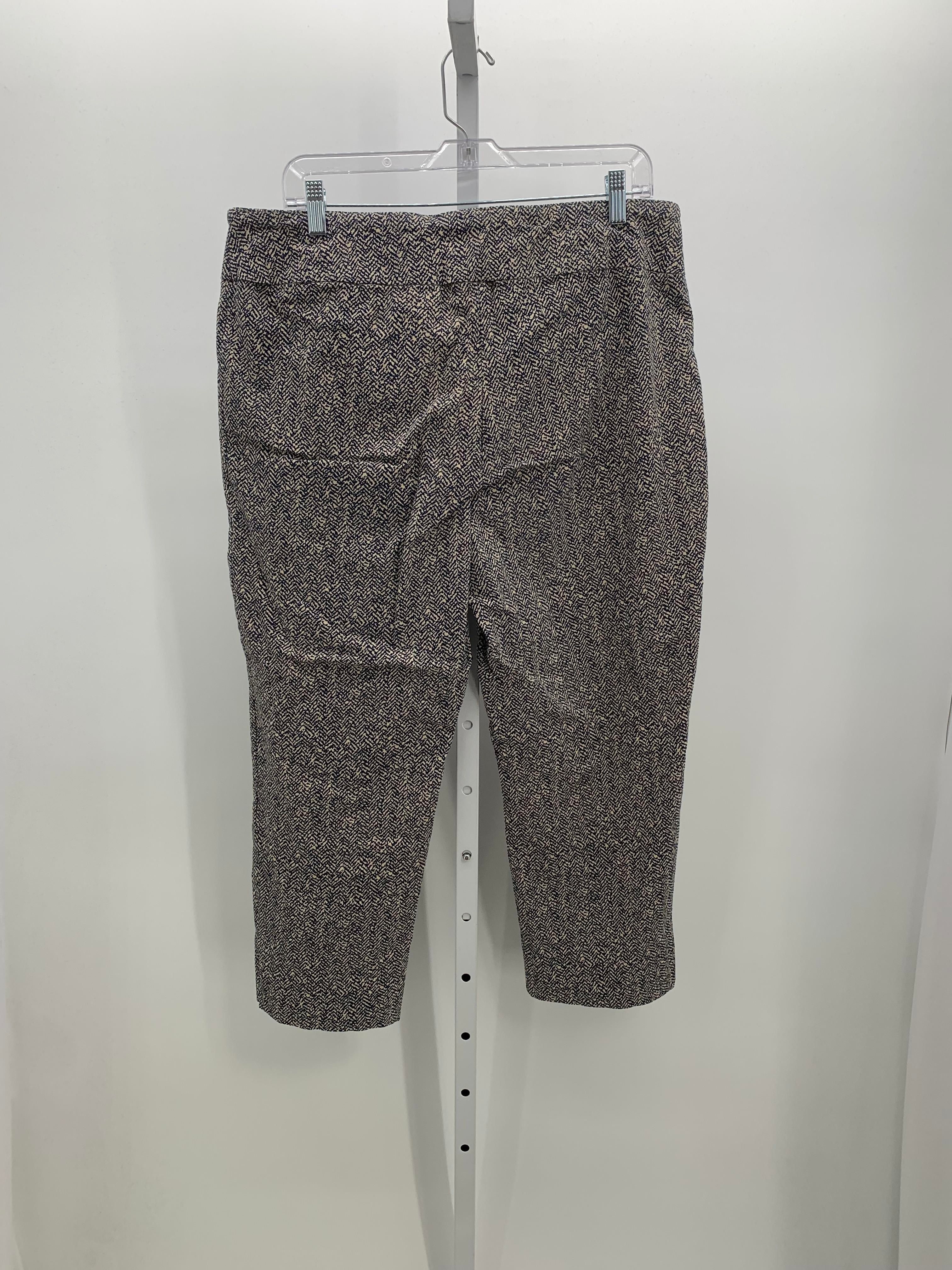 Size Extra Large Misses Cropped Pants